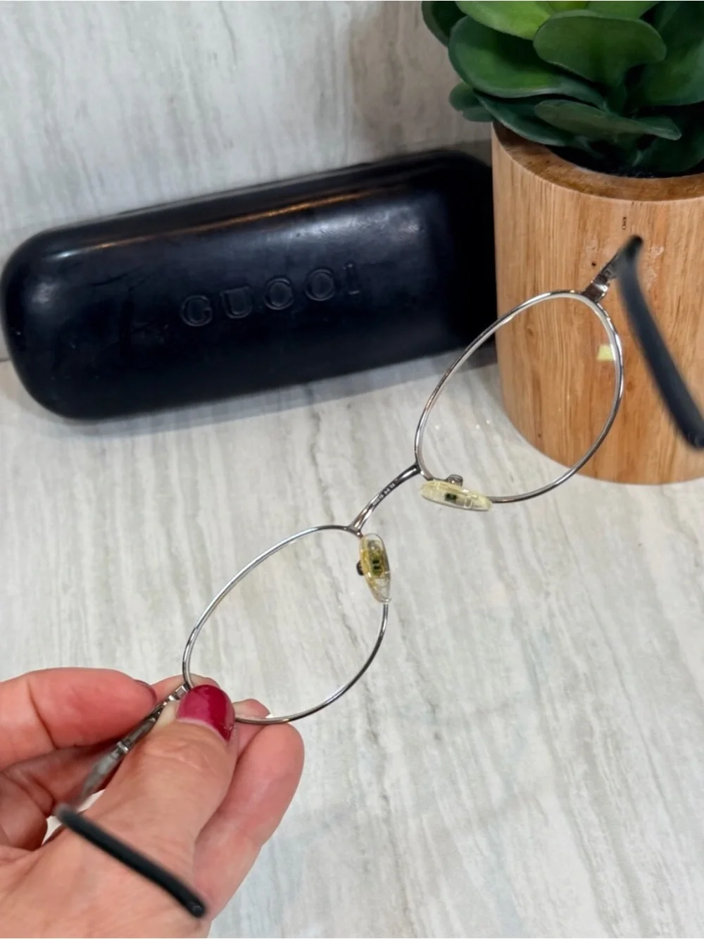 Gucci Silver Metal Oval Women's Glasses with Black Case